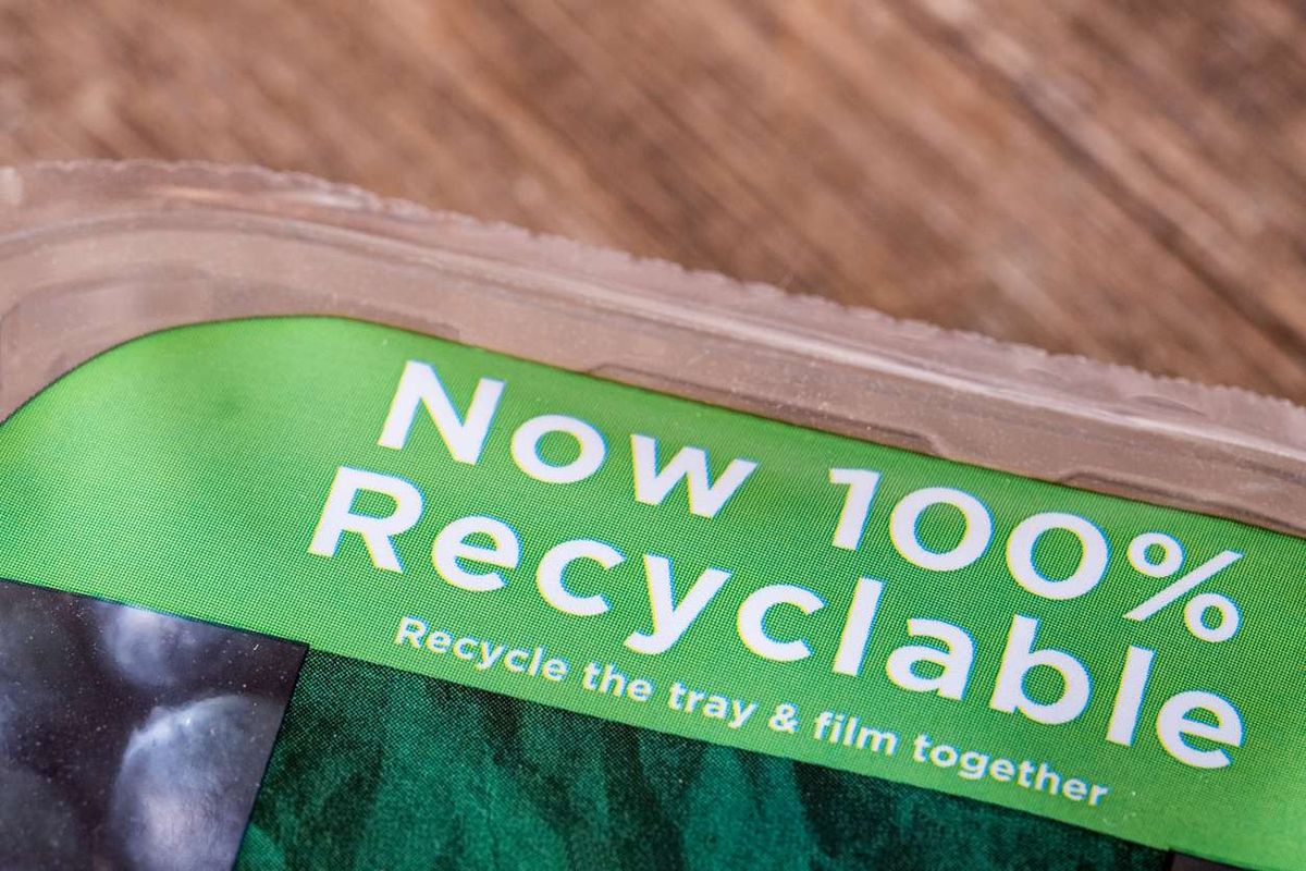 100% Recyclable tray and film for food packaging