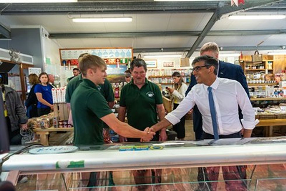 53807311235 6575b5b993 w