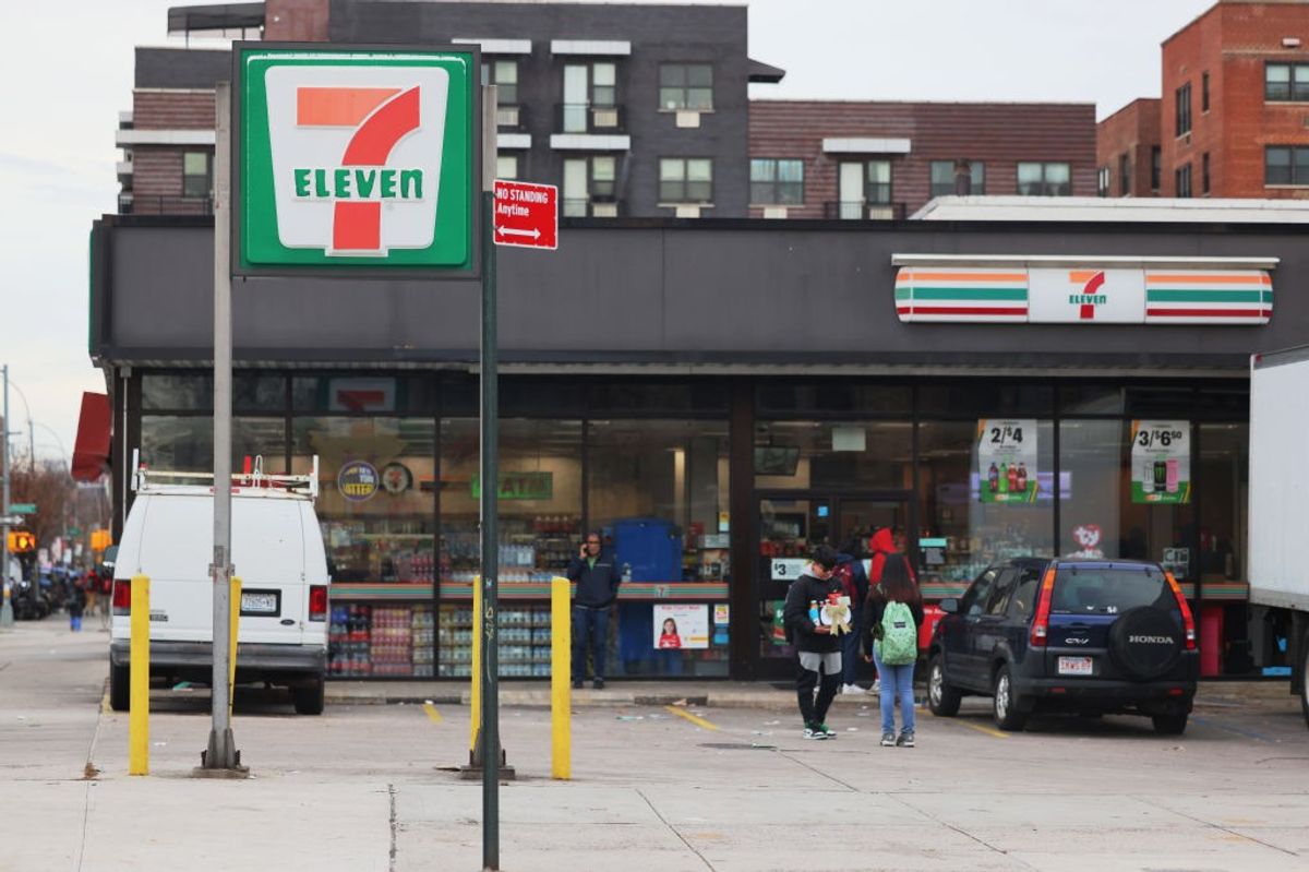 Couche-Tard drops 7-Eleven takeover bid