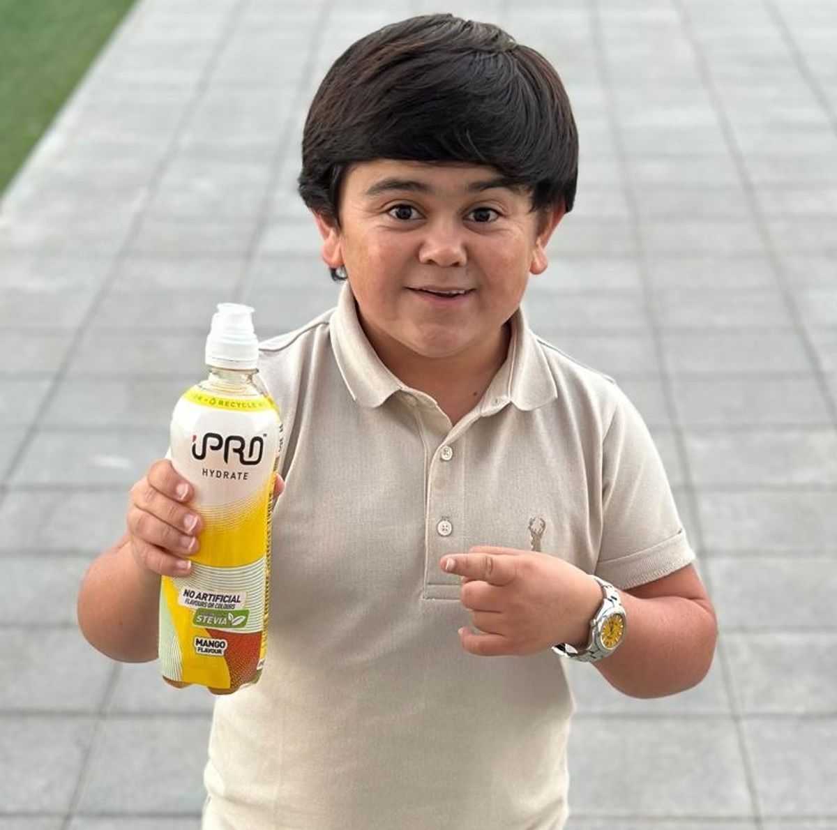 Abdu Rozik partners with iPRO, the leading hydration brand in UAE and Saudi Arabia