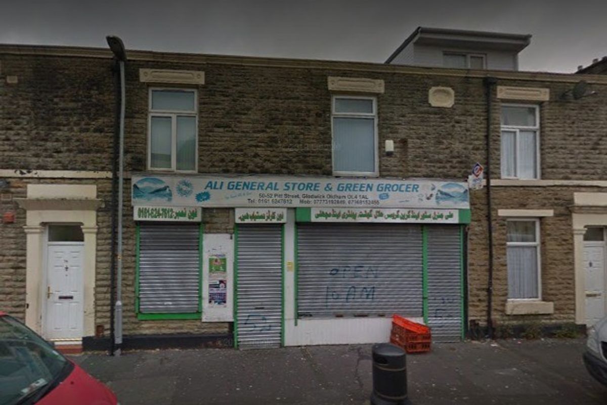 Two Oldham shops fined following seizure of thousands of illegal cigarettes