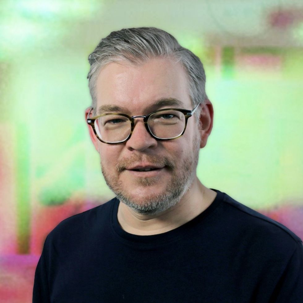 Andrew Baker Snappy Shopper