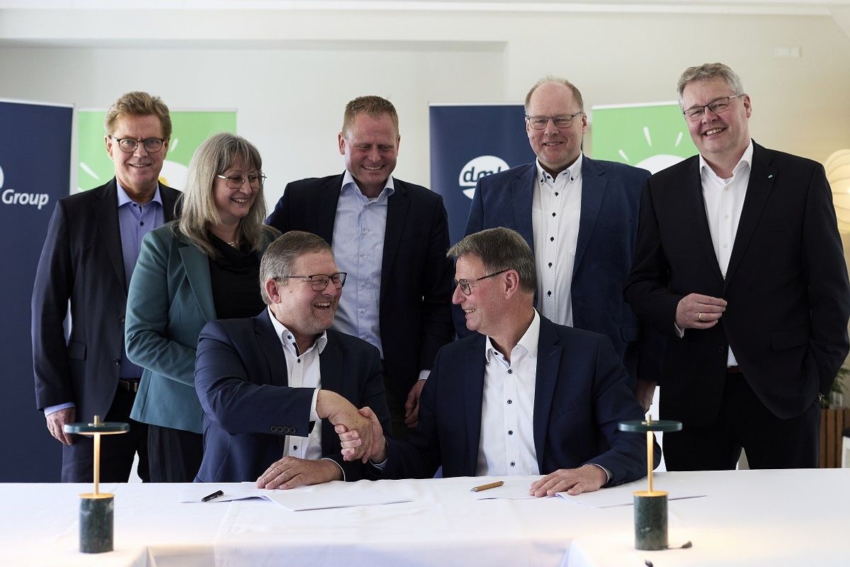Arla Foods and DMK Group leaders announce strategic dairy cooperative merger in Europe