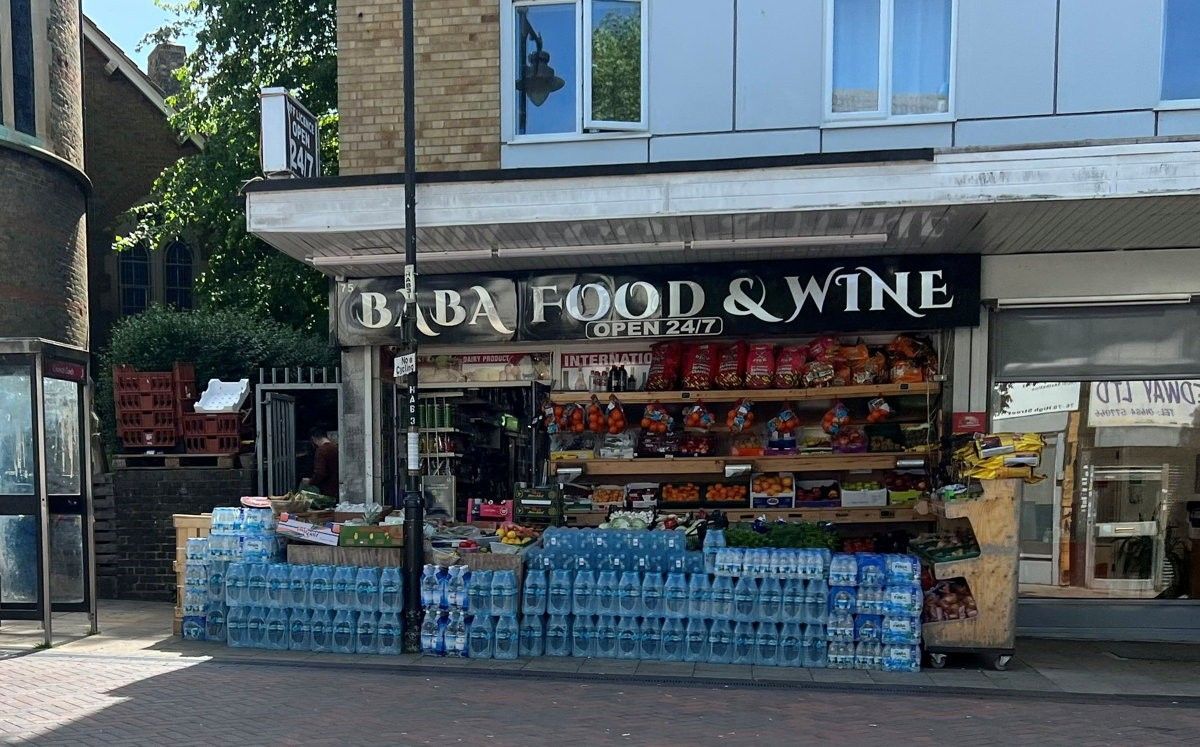 Gillingham store to keep licence despite police concerns