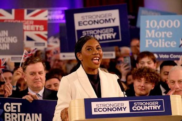 Badenoch faces backlash over shoplifting remarks