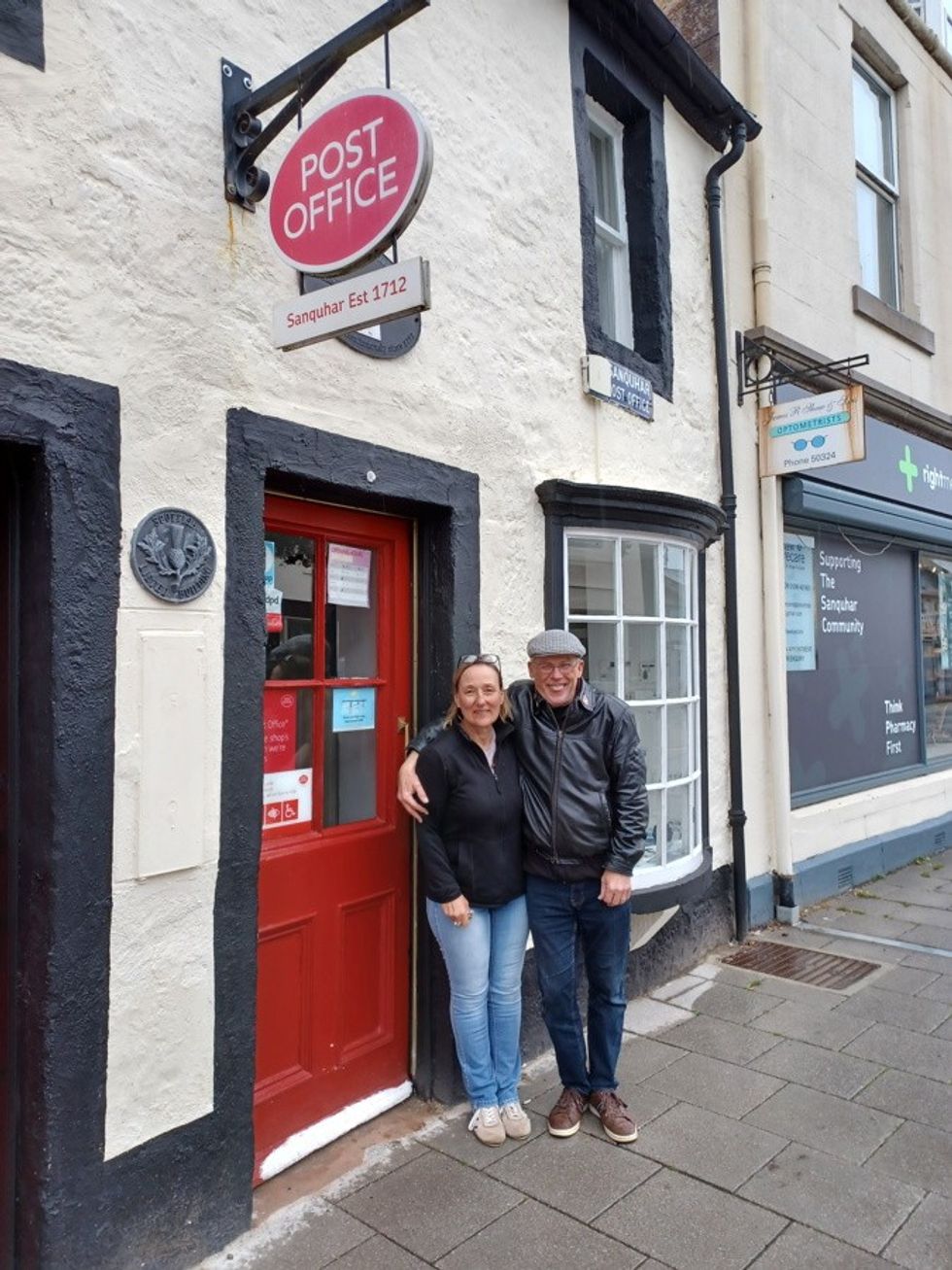 Barry Ford and wife Mary v1