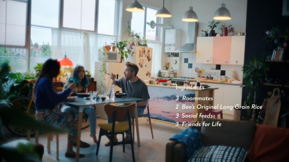 Bens Flatmates 20s 25fps 759811 2 1DBFS UK v5 A 10 00 17 09