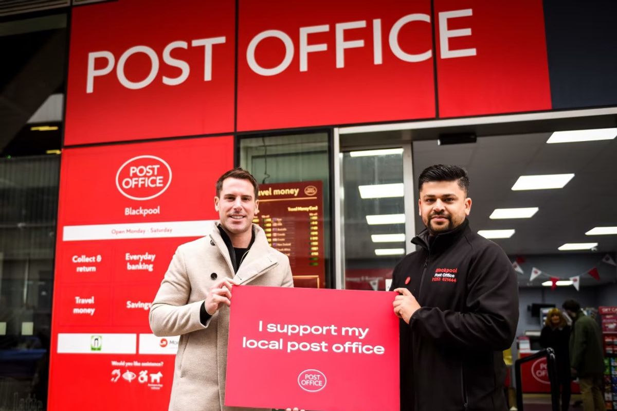 Risk of branch closures if government ends its energy bills support, Post Office warns