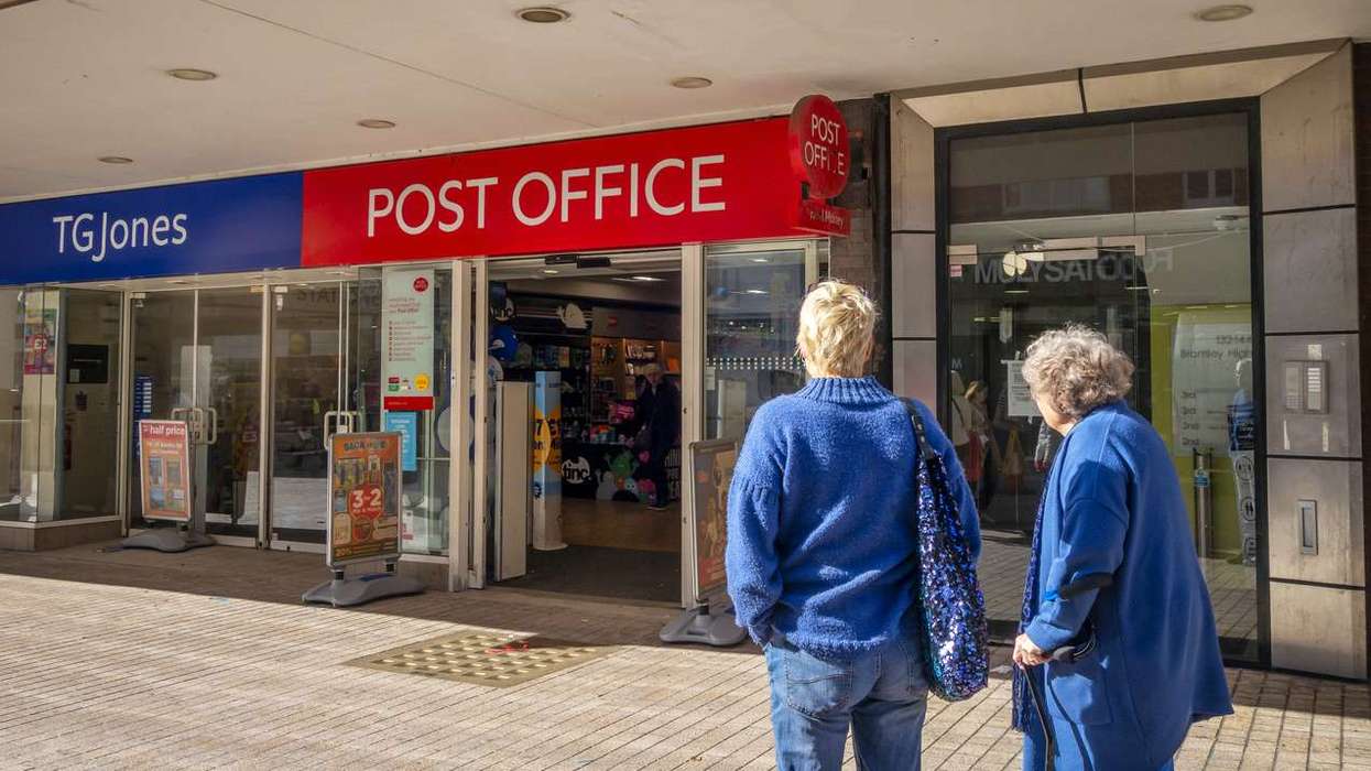 Branch of TG Jones and Post Office in Bromley High Street