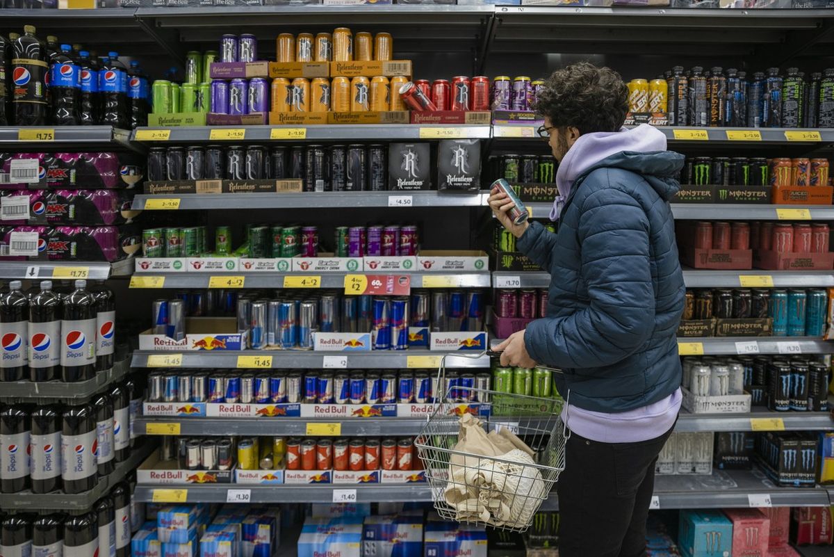 Campaigners urge PM to act now on committed energy drinks ban