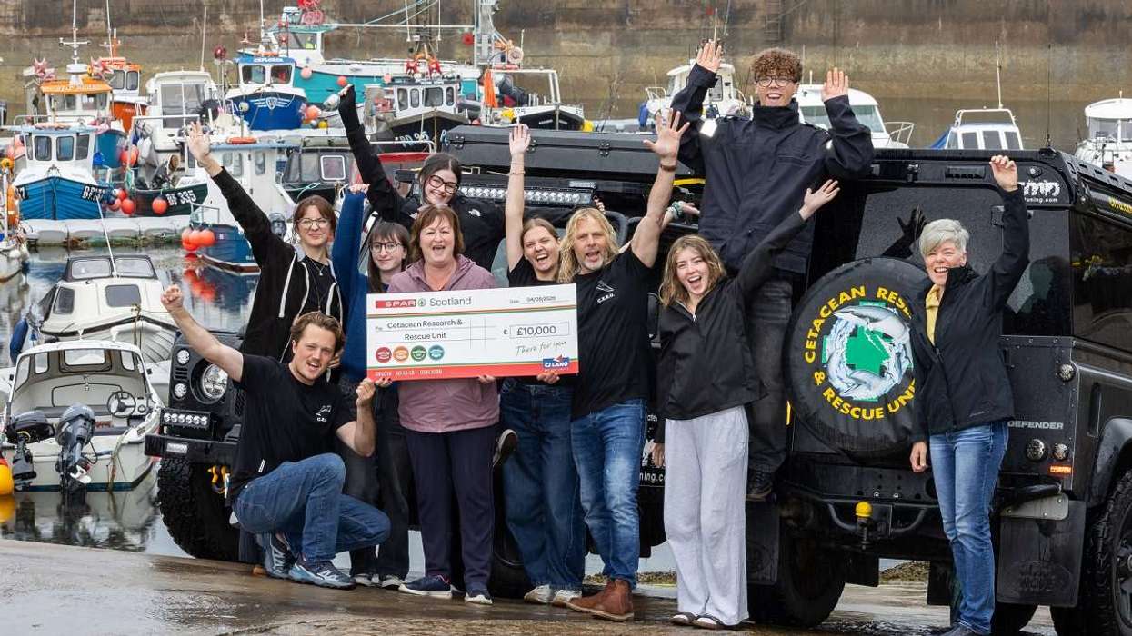 Cetacean Research & Rescue Unit awarded grant of £10,000 by SPAR Scotland
