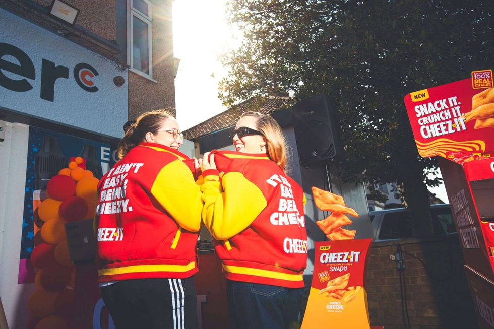 Cheez-It \u201cDeck The Shelves\u201d Christmas competition