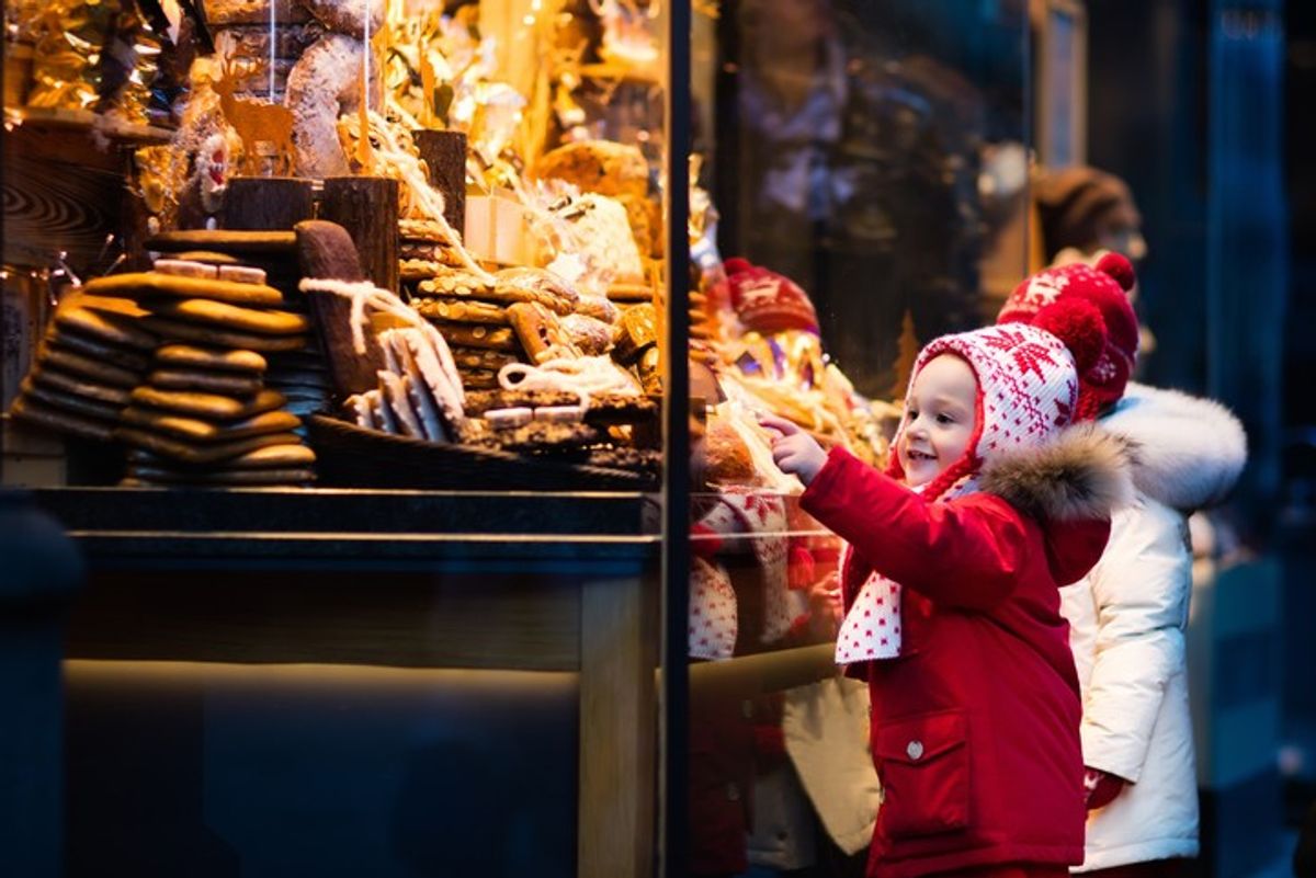 Christmas gifting sale