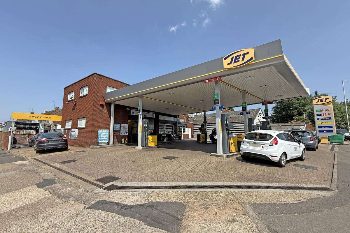 Clark’s Garage on Chigwell Road, Woodford Green
