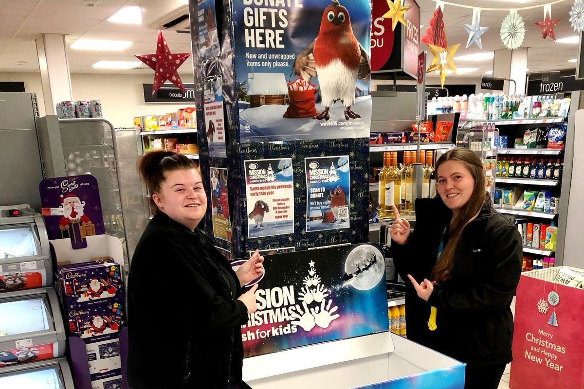 Co-op elves swap shelves for Christmas