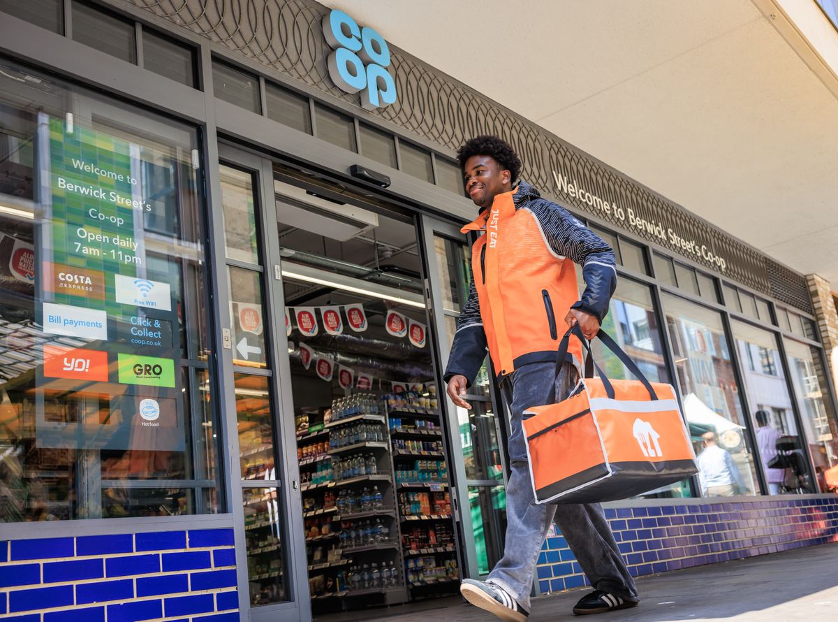 Just Eat rolls out white label offer JET Go nationwide, opening delivery access to independents