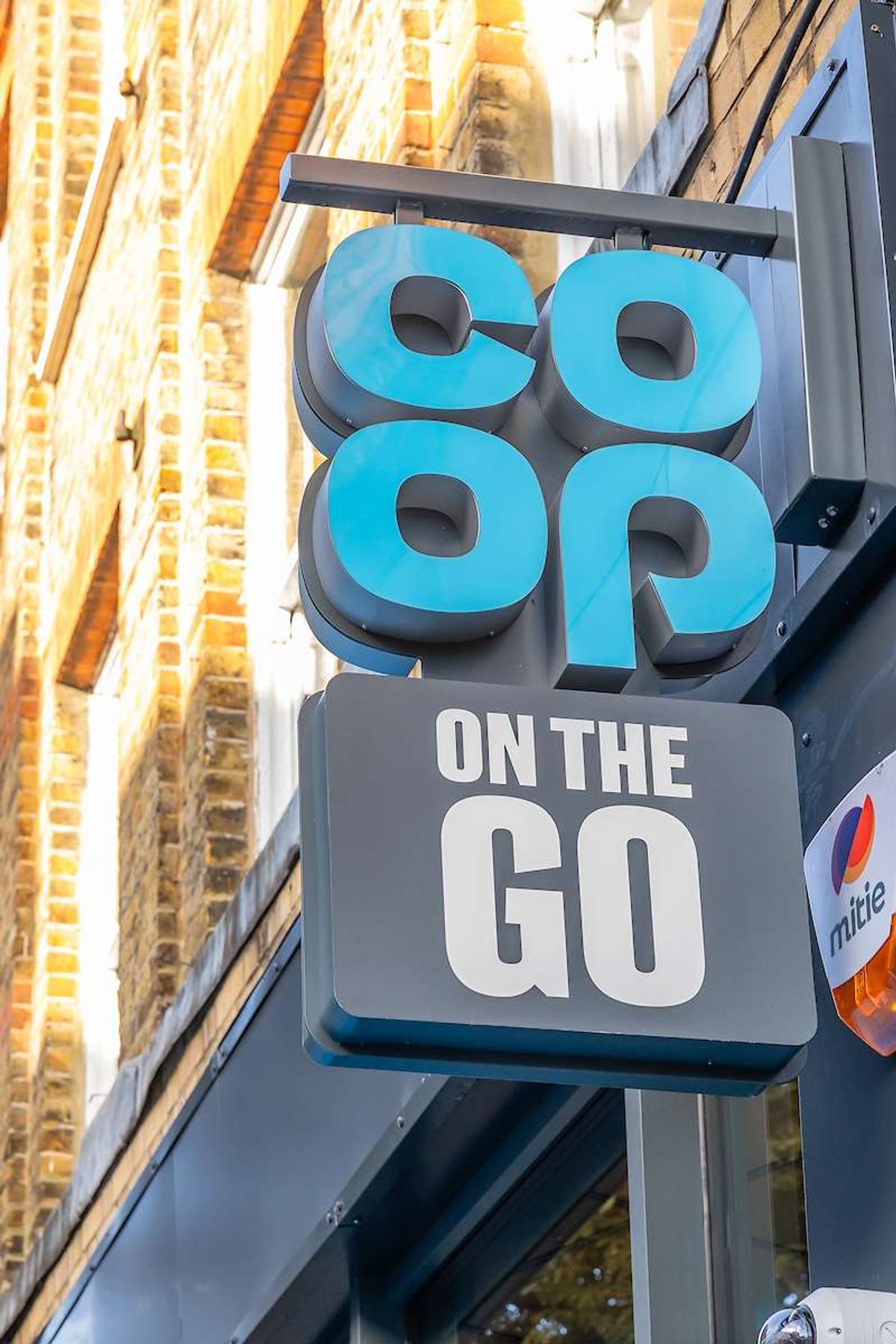 Co-op opens ‘on the go’ Kingston store