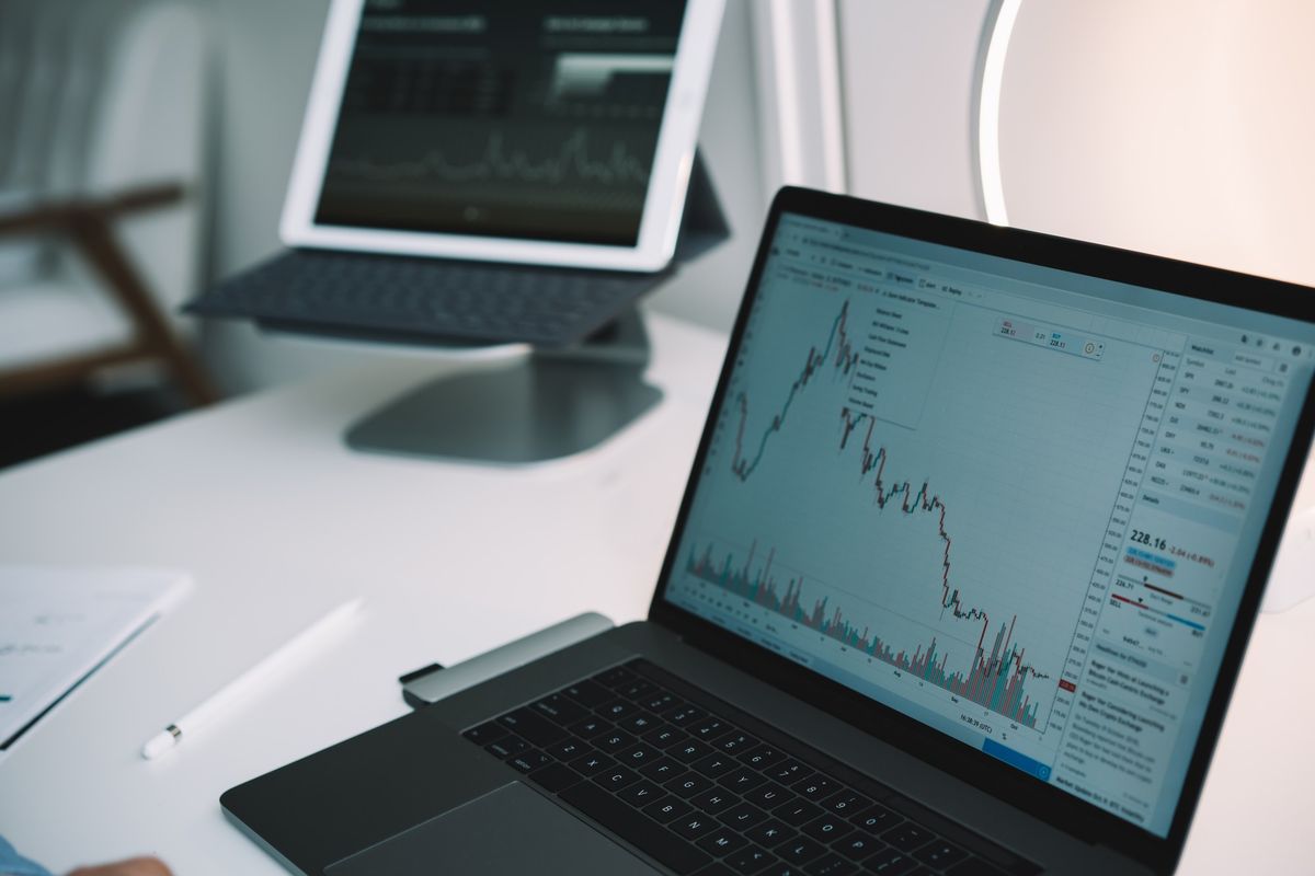 Retail and Institutional Investors: What’s The Difference?