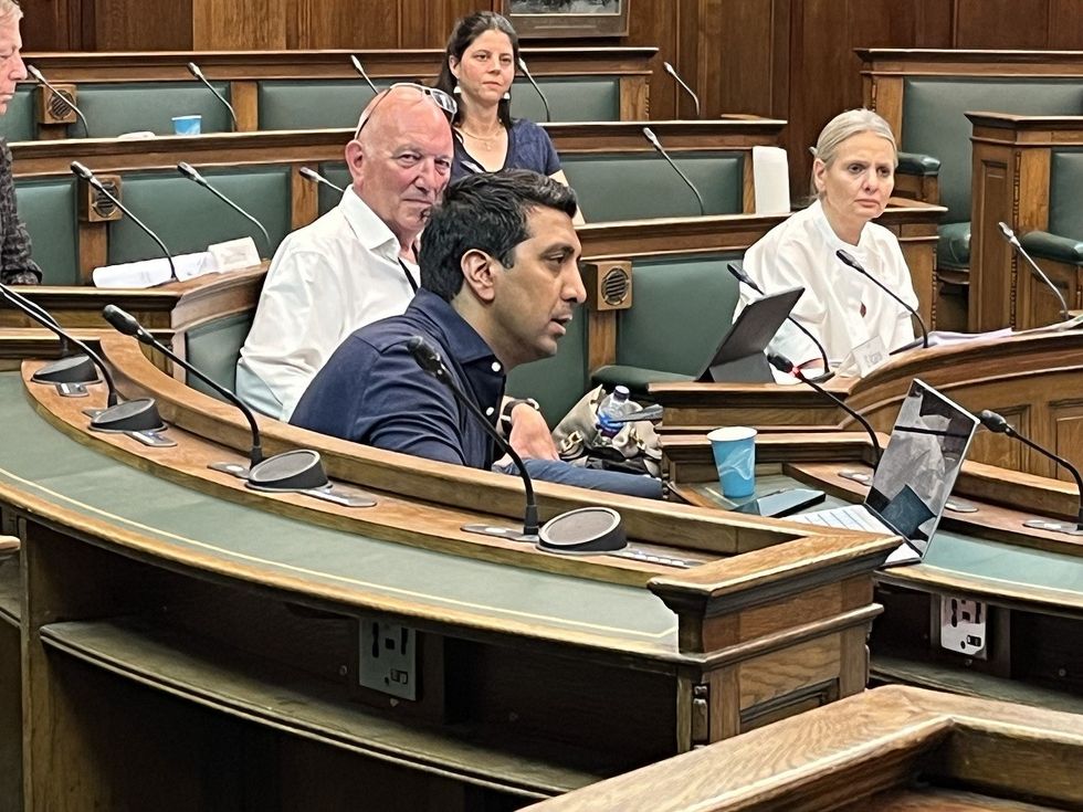 Conservative Cllr Shiva Tiwari and leader Steve Adams in Town Hall chamber on 14 July, 2025