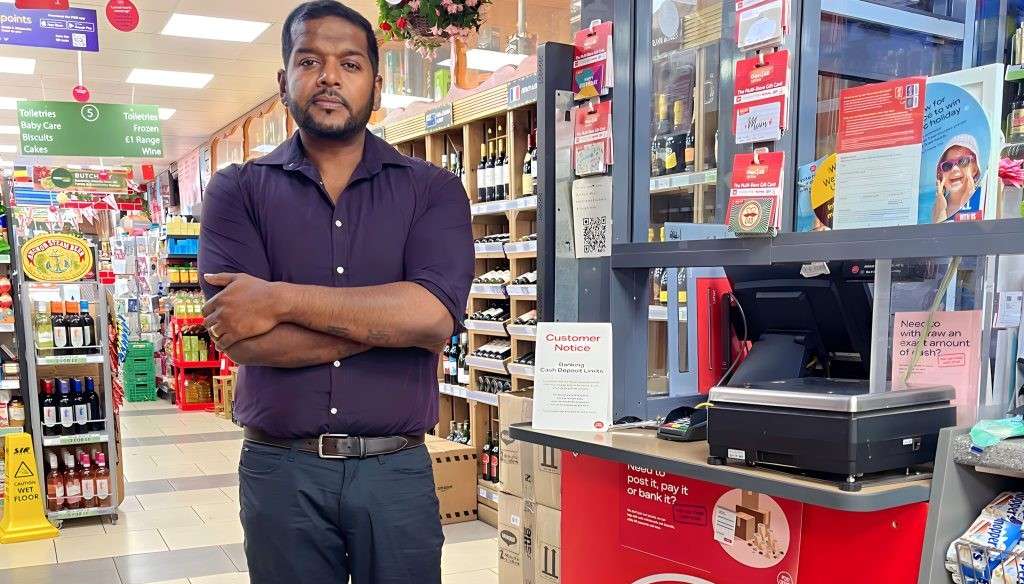 convenience retailer robbery police inaction UK