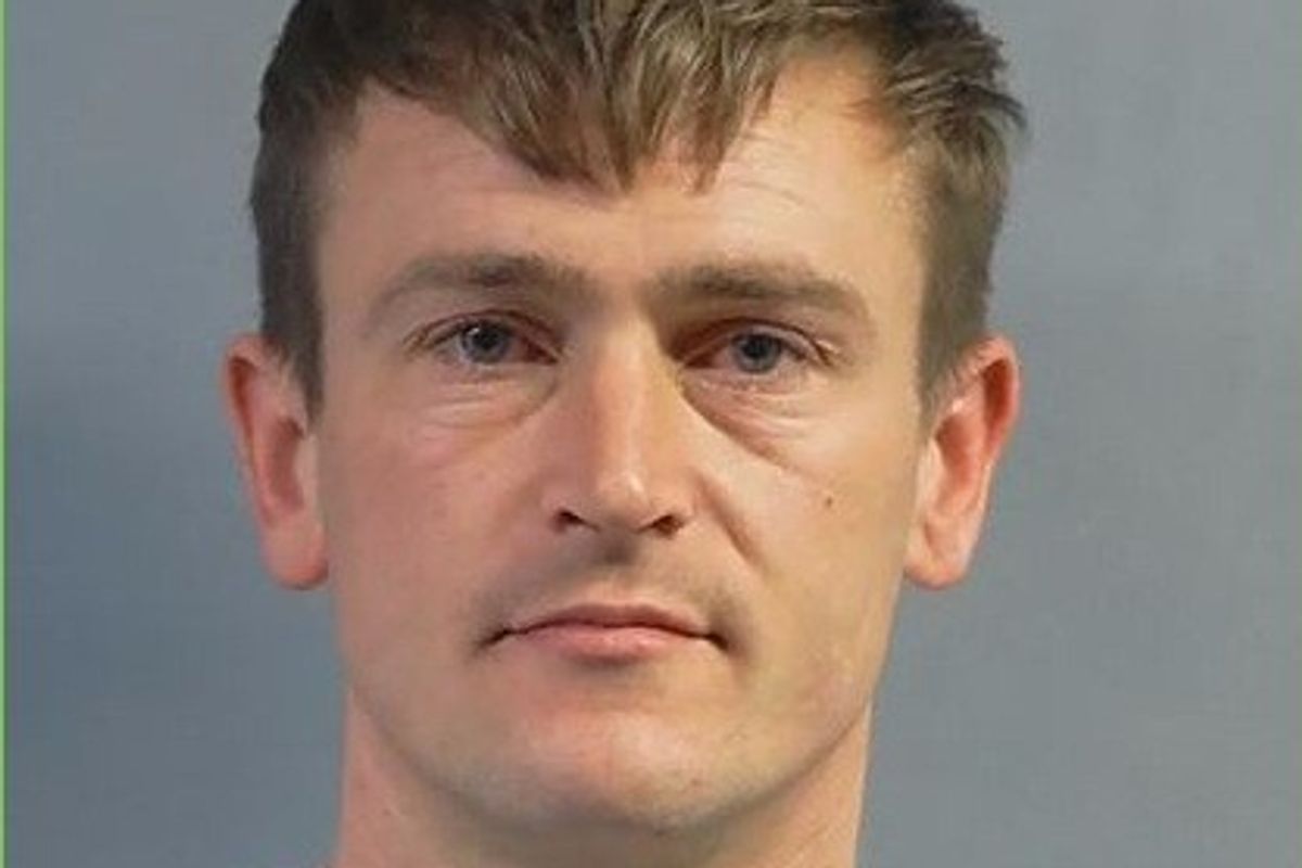 Man who assaulted shop workers during robbery gets 20 months in jail