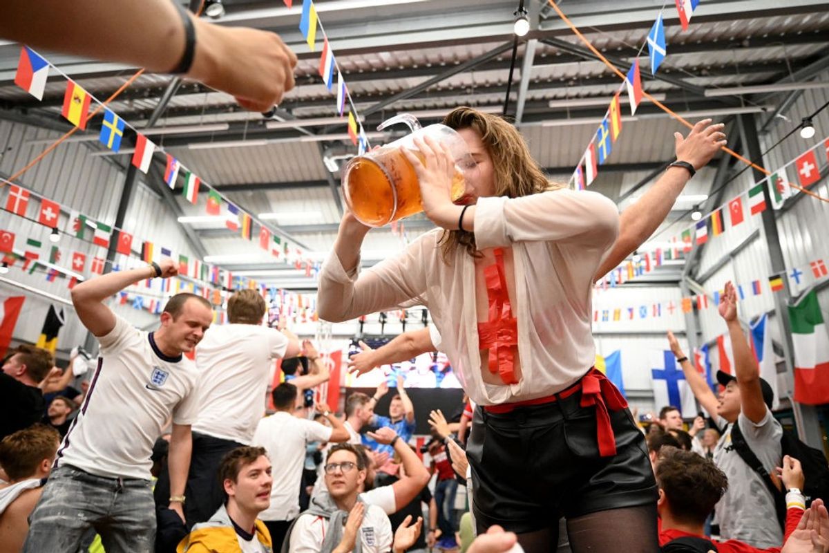 Stores brace for Euro 2020 final frenzy amid mounting pressure on supply chain