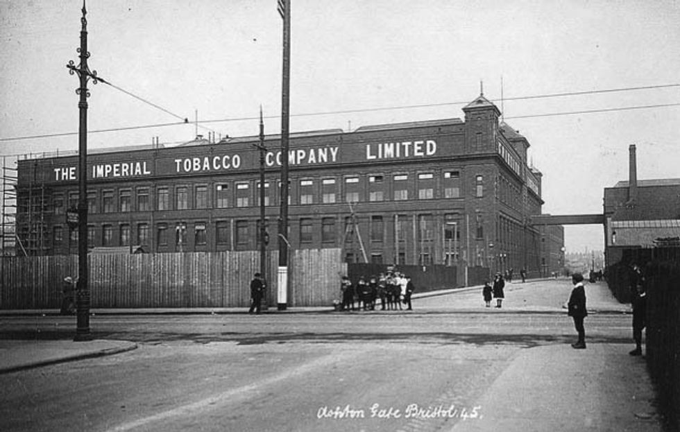 Factory of the Imperial Tobacco Co. in Bristol, circa 1912