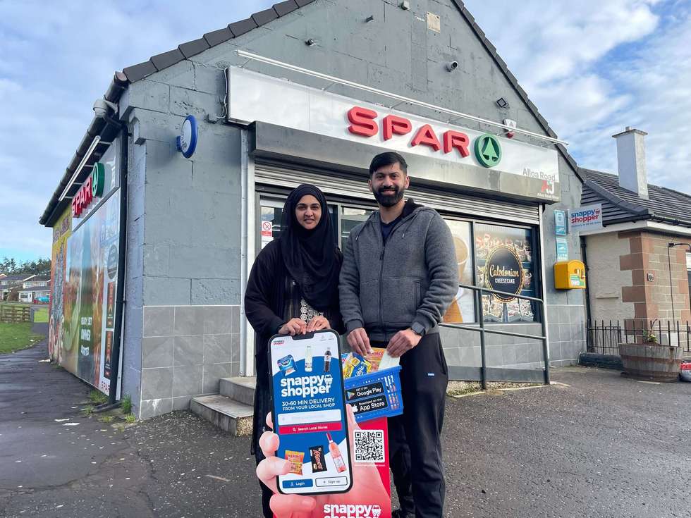 Falkirk convenience store Snappy Shopper