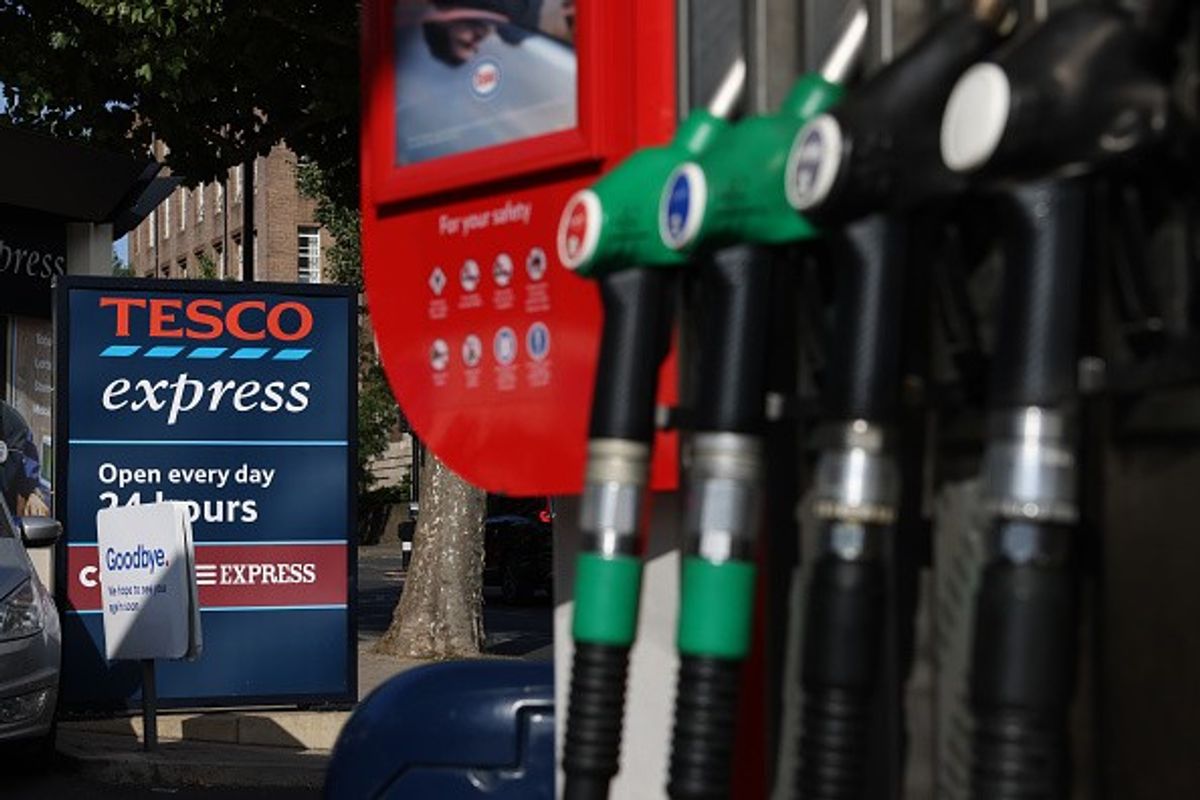 Falling wholesale petrol prices not reflected at pumps: RAC