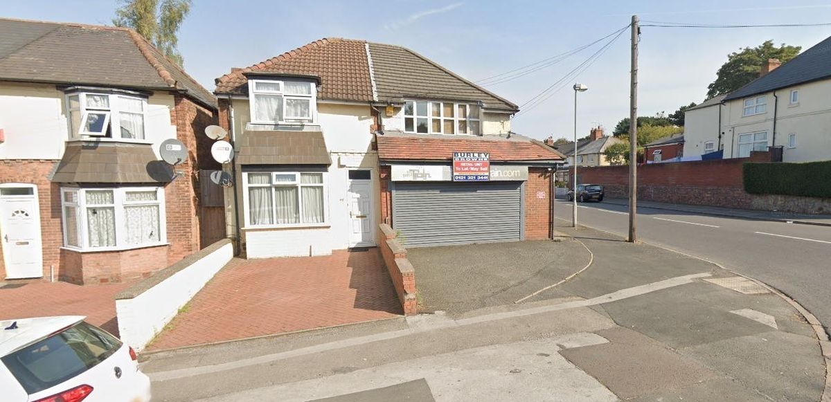 Store granted licence after agreeing to shortened hours for booze sale