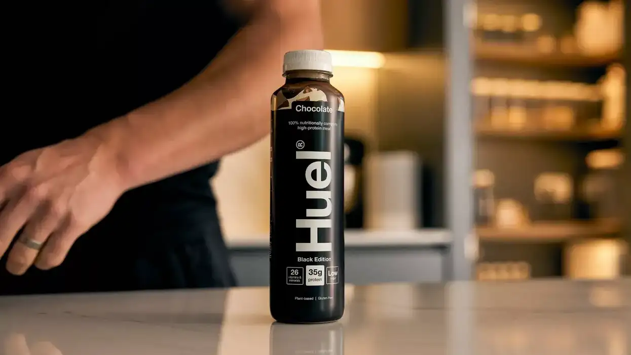 Huel Black Edition Chocolate Ready-to-Drink Complete Meal