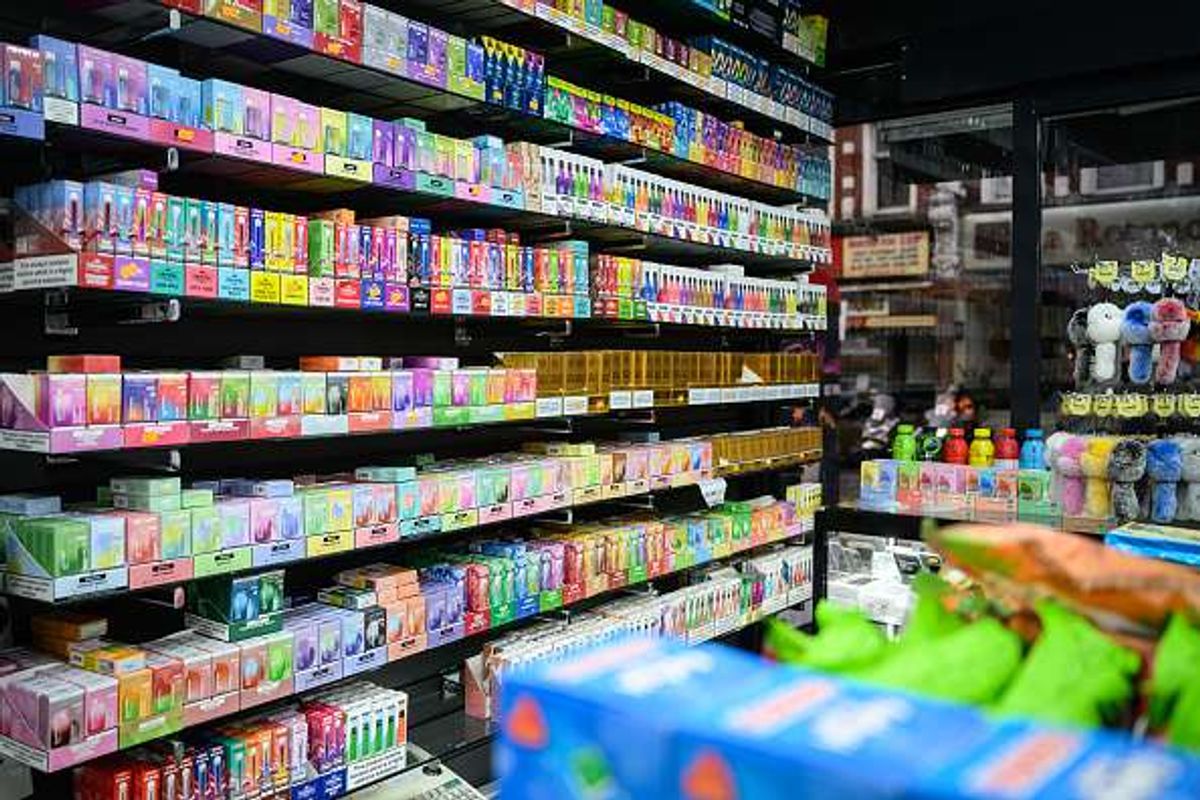 illegal vapes market UK report