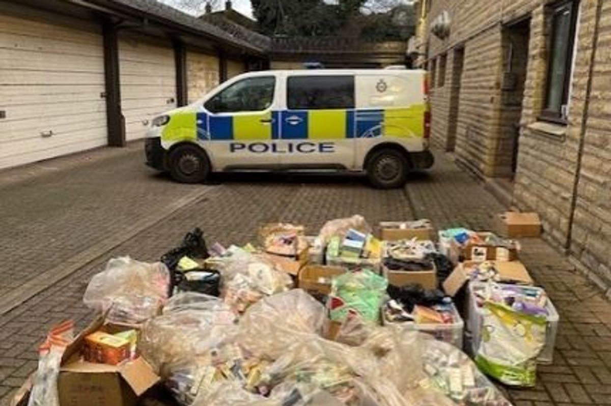 Illegal vapes worth £75,000 seized from South Kirkby shop