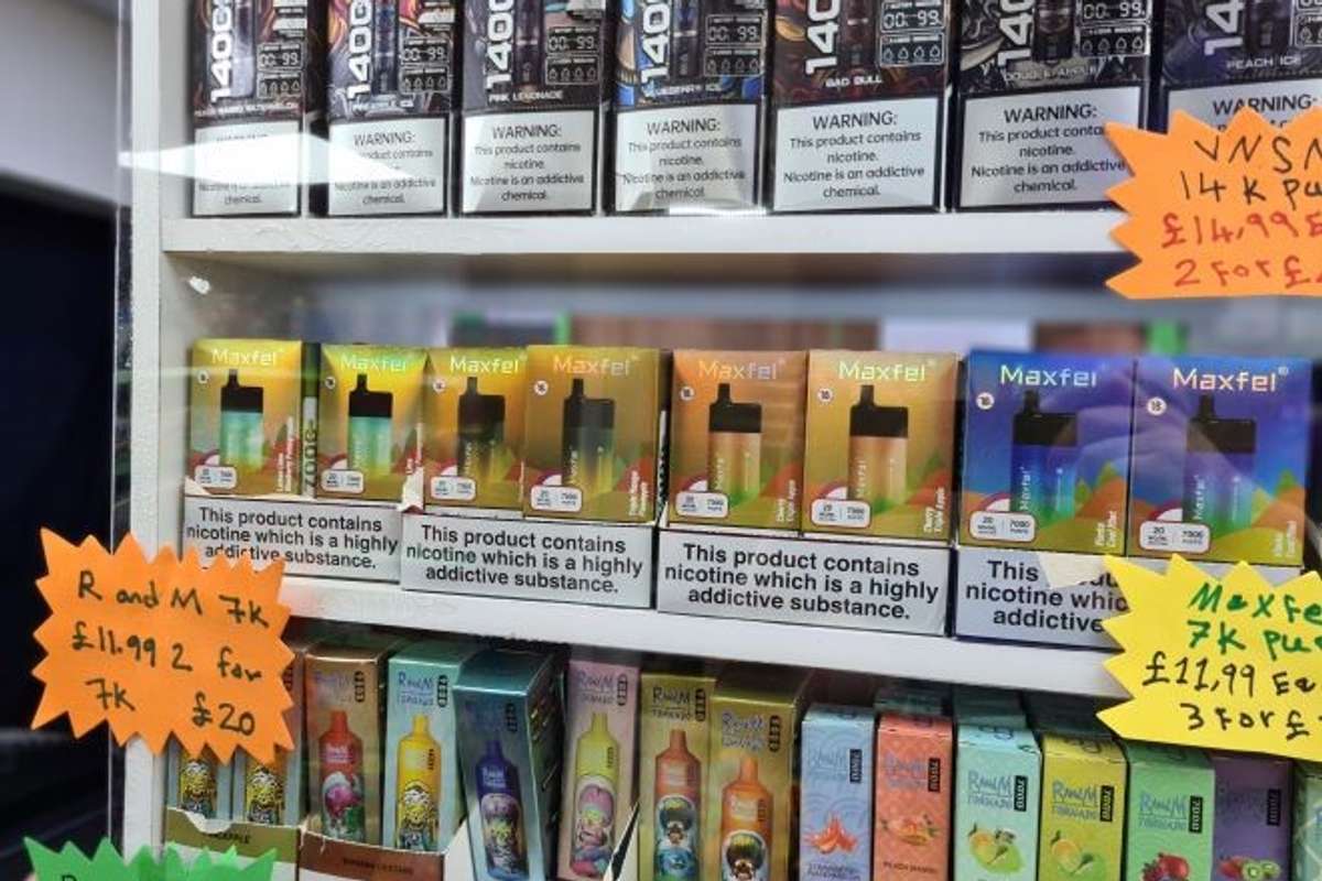 Skegness c-store closed over illegal vapes