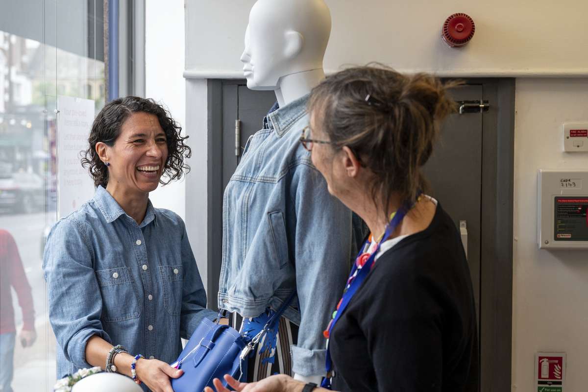 Cancer Research UK partners with Retail Trust to provide shop staff with free wellbeing support