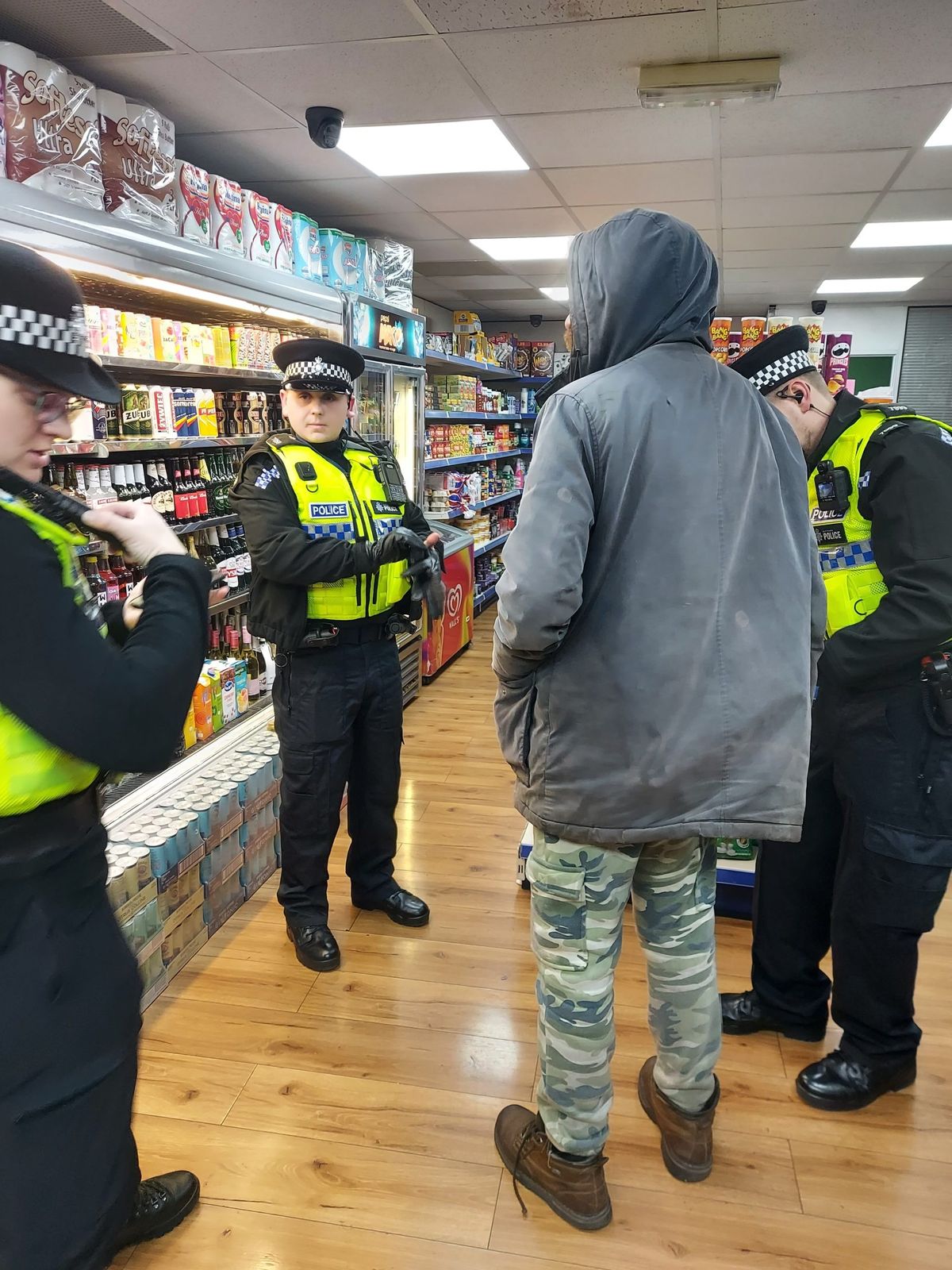 £14,000 worth of illegal vapes, cigarettes seized in Doncaster