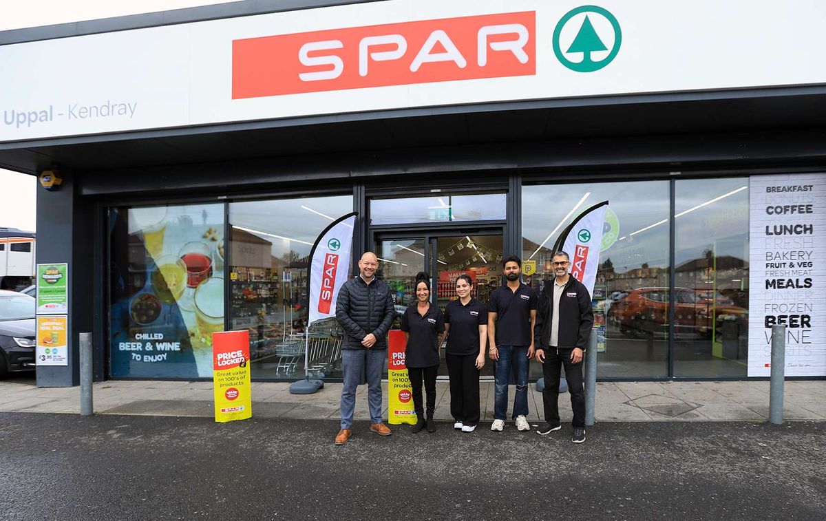 Uppal family opens seventh SPAR store in Barnsley