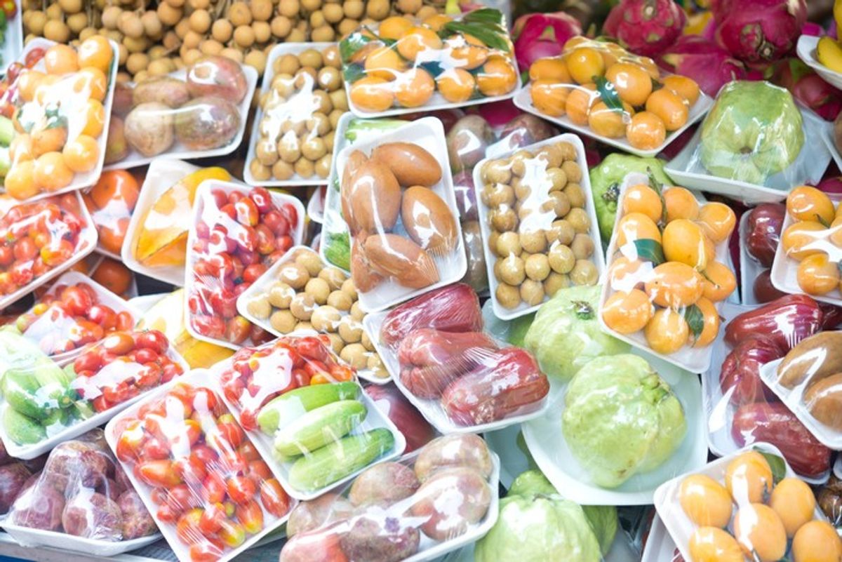 ‘We sold you a lemon’:  Abel & Cole announces U-turn on compostable plastic packaging