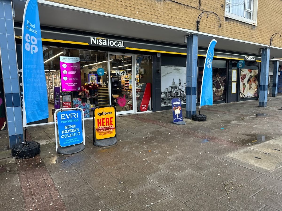 London store celebrates 30 years with Nisa with successful refit