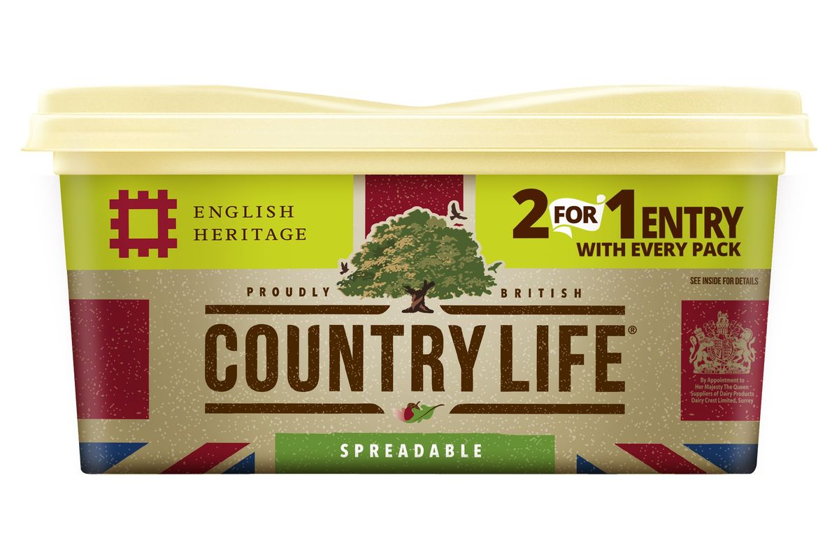 Country Life extends partnership with English Heritage & Cadw