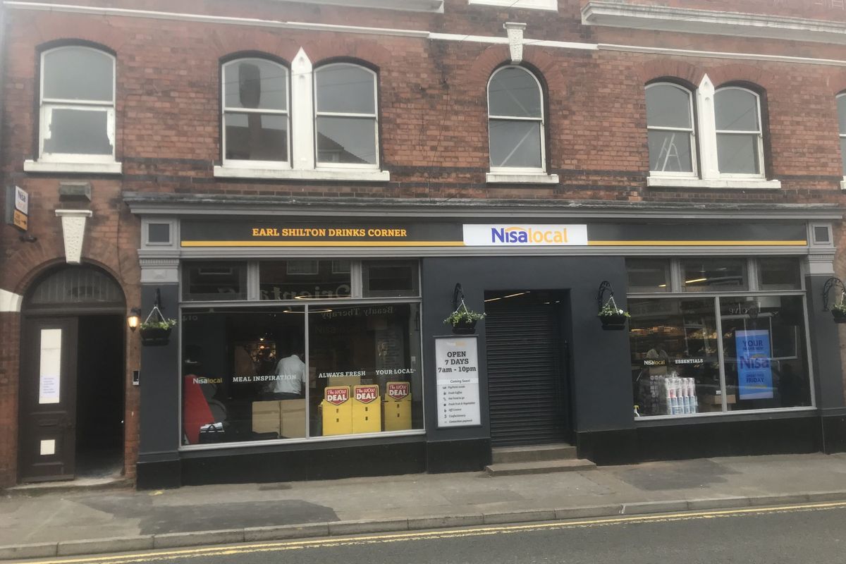 Leicestershire convenience store offers cold beer to shoppers as they pick grocery