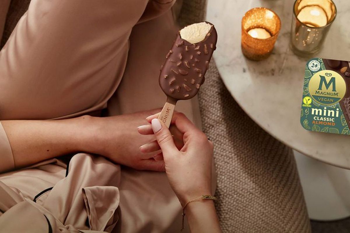 Magnum celebrates Veganuary launching new Mini range and flavour