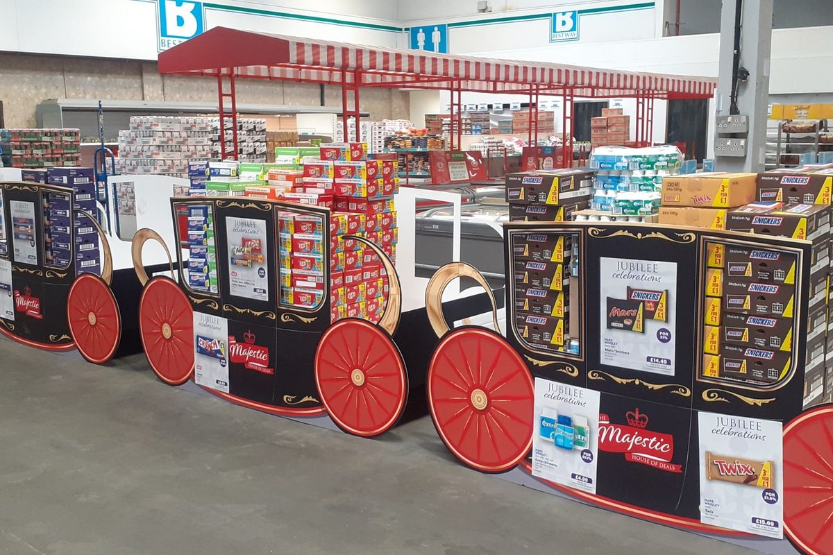Bestway invests £250k to celebrate Queen's Platinum Jubilee