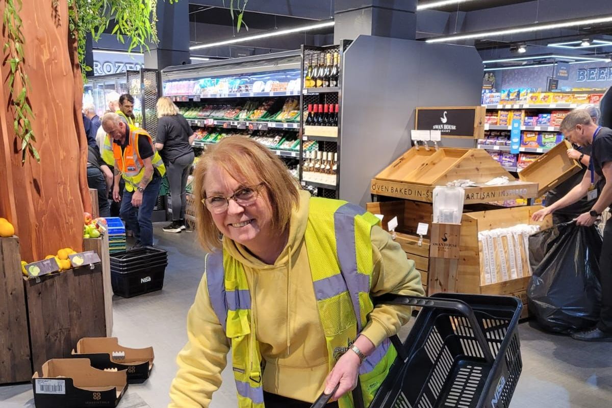 Nisa Expo donates 4,000 kilos of fresh produce to foodbanks