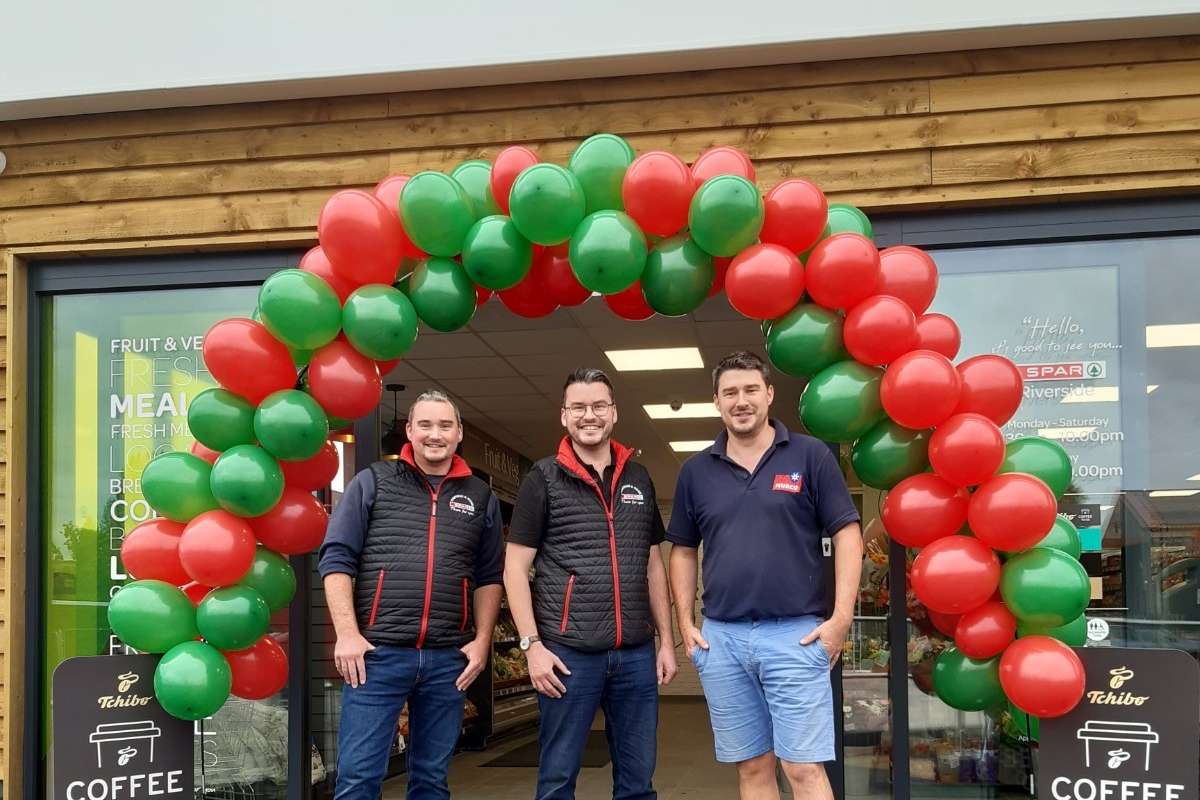 Family develops largest independent SPAR store in south west