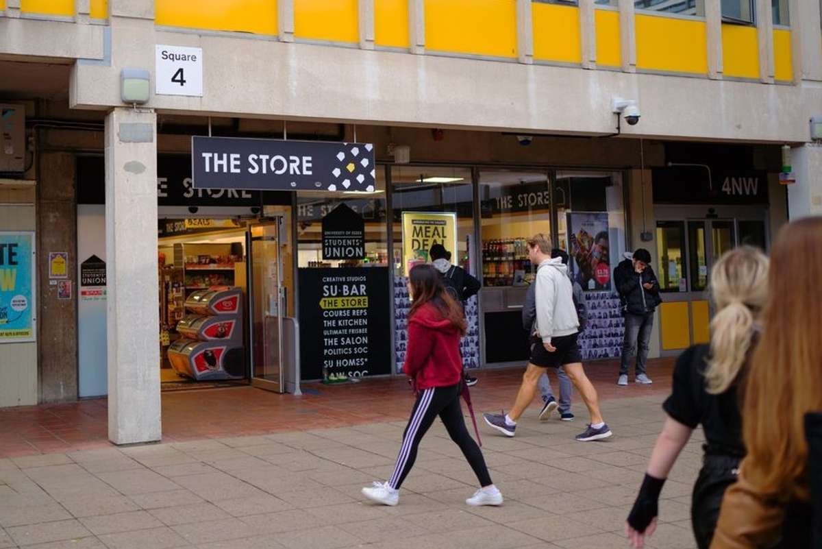 Henderson Technology expands into universities with The Store