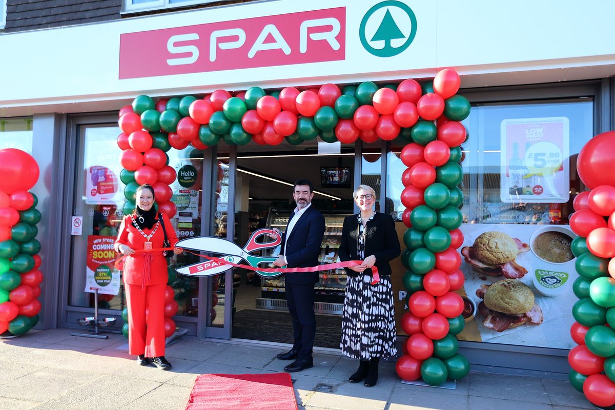 Formby’s redeveloped Harington Road SPAR opens doors to enthusiastic residents