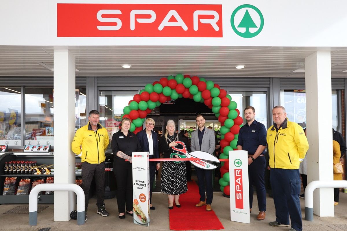 Stakesby’s SPAR store reopens offering new shopping experience
