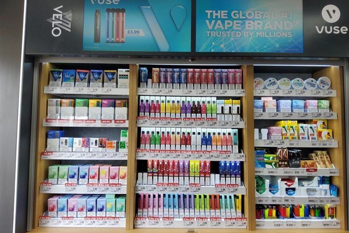 Scottish public health chiefs call for minimum price for vapes and tobacco