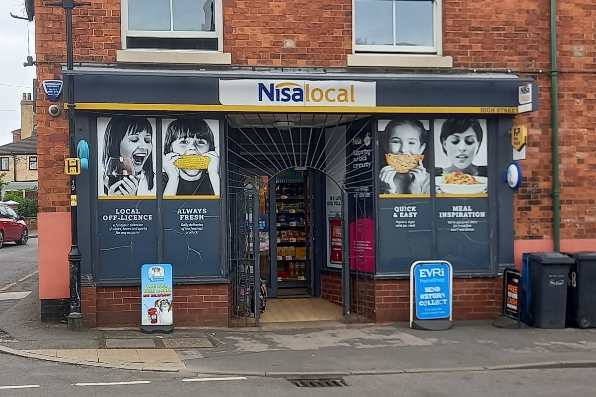 Gainsborough store donates £2,500 to local causes